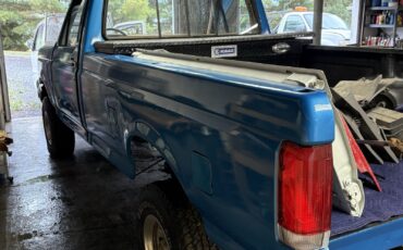 Ford-F-150-1987-Standard-Cab-Pickup-3