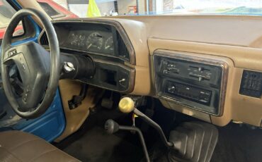 Ford-F-150-1987-Standard-Cab-Pickup-7