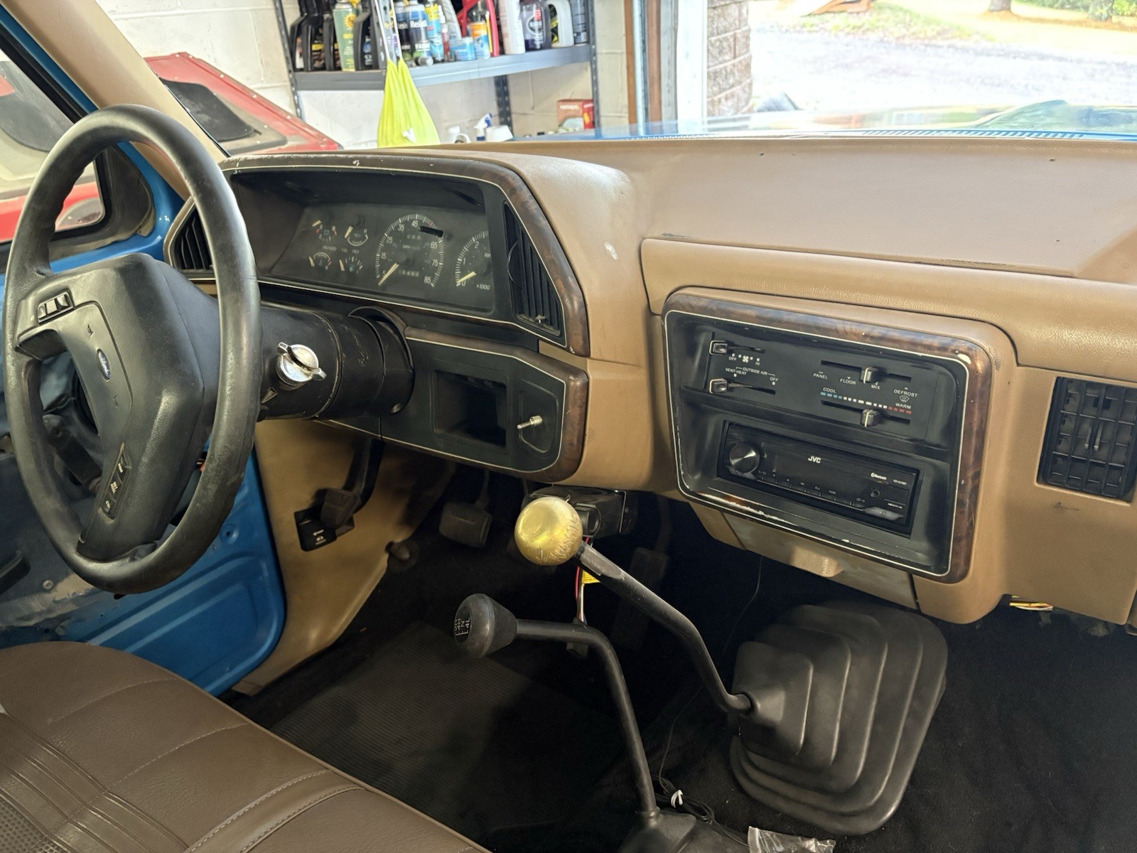 Ford-F-150-1987-Standard-Cab-Pickup-7
