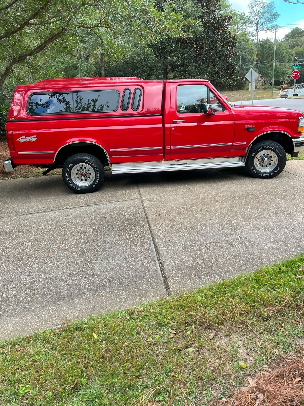Ford-F-150-1993-Standard-Cab-Pickup-1