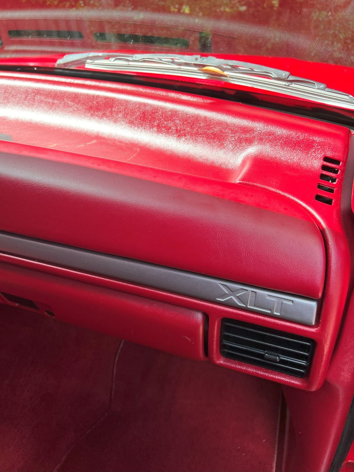Ford-F-150-1993-Standard-Cab-Pickup-12