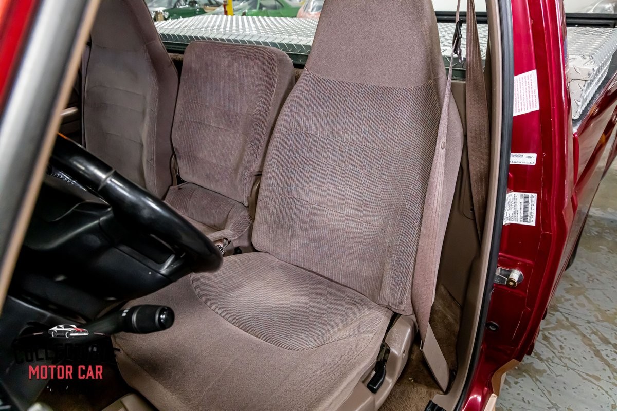 Ford-F-150-1995-Pickup-Truck-3