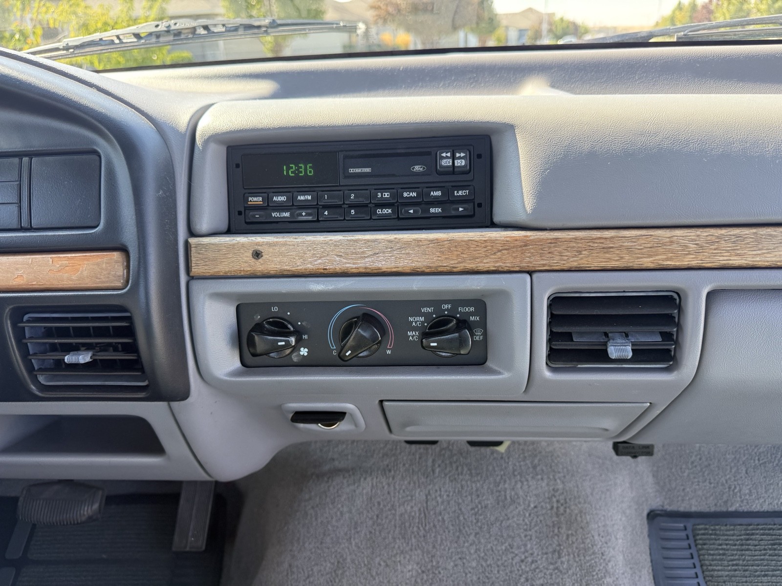 Ford-F-150-1996-21