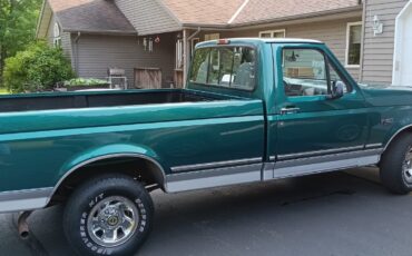 Ford-F-150-1996-Standard-Cab-Pickup