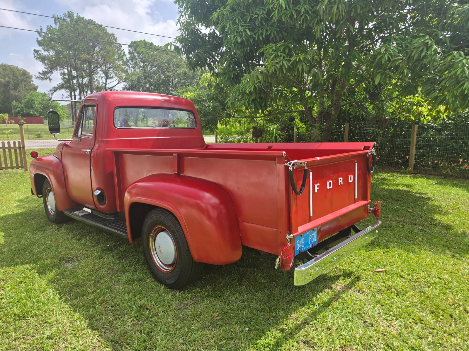 Ford-F-250-1954-Standard-Cab-Pickup-2