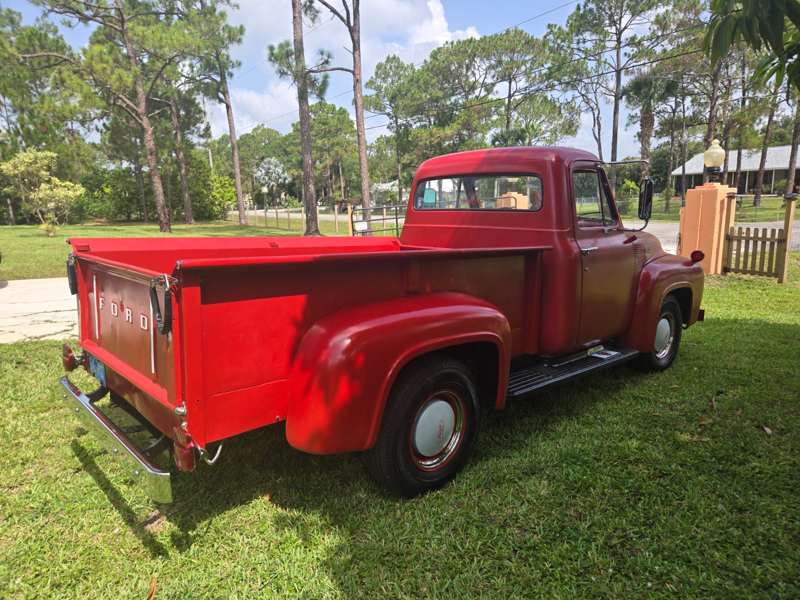 Ford-F-250-1954-Standard-Cab-Pickup-3