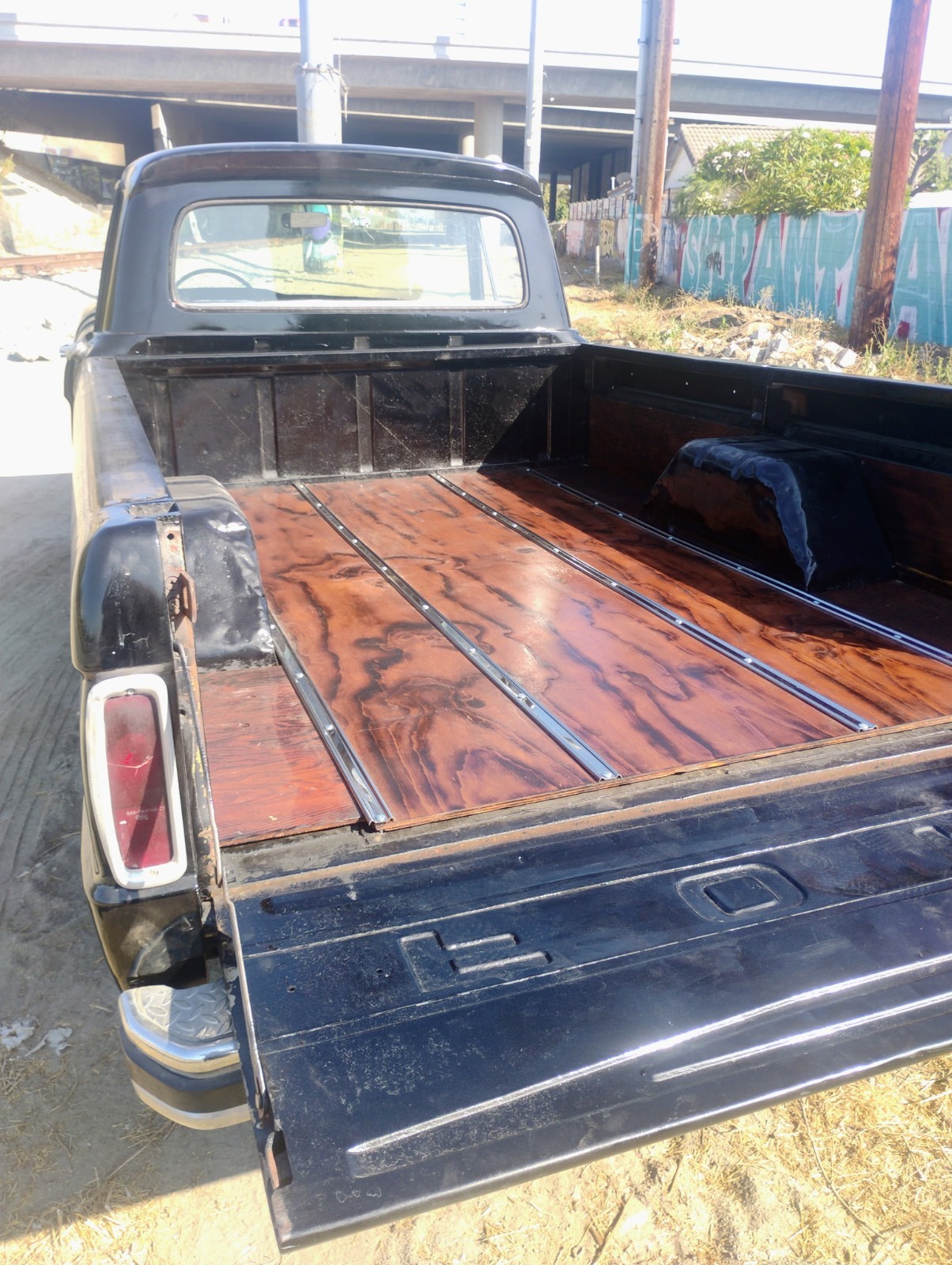 Ford-F-250-1966-Standard-Cab-Pickup-5