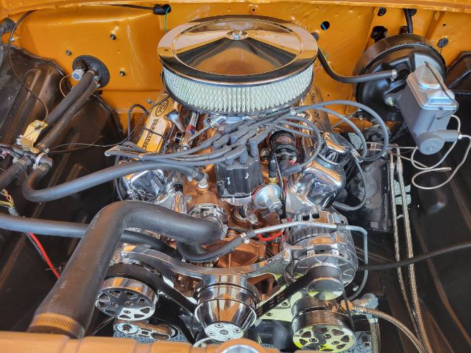 Ford-F-250-1972-Orange-1