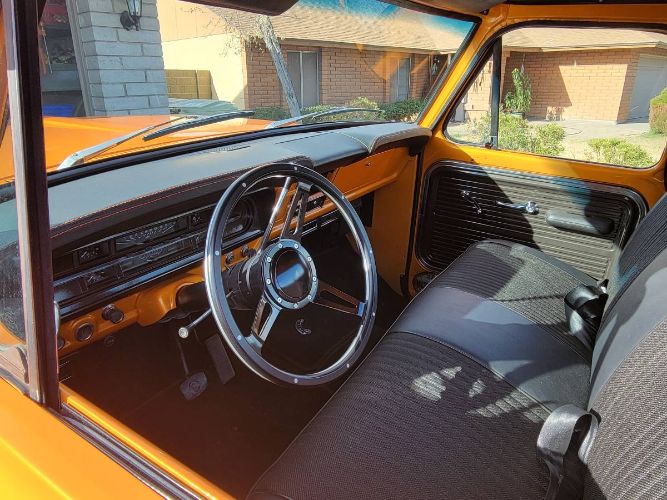 Ford-F-250-1972-Orange-10