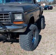 Ford-F-250-1973-Black-23