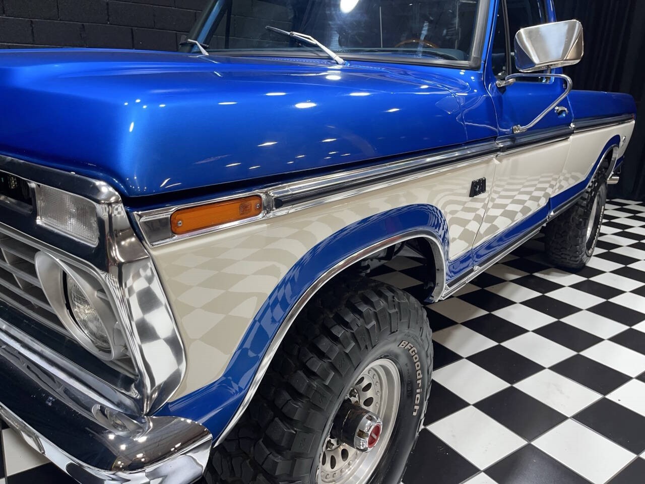 Ford-F-250-1973-Pickup-Truck-29