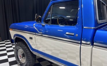 Ford-F-250-1973-Pickup-Truck-30