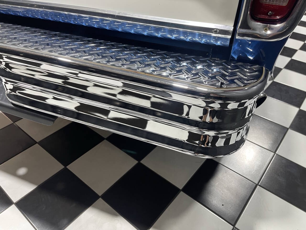 Ford-F-250-1973-Pickup-Truck-38