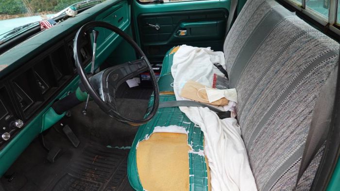 Ford-F-250-1976-Green-11