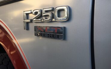 Ford-F-250-1985-Extended-Cab-Pickup-3