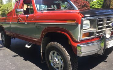 Ford-F-250-1985-Extended-Cab-Pickup-5
