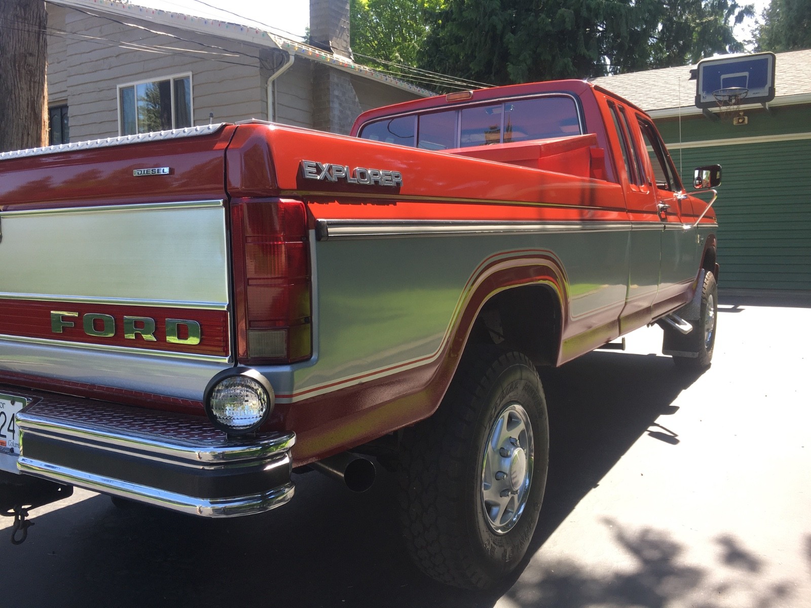 Ford-F-250-1985-Extended-Cab-Pickup-6