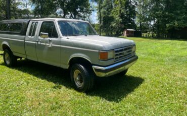 Ford-F-250-1987-Extended-Cab-Pickup-1