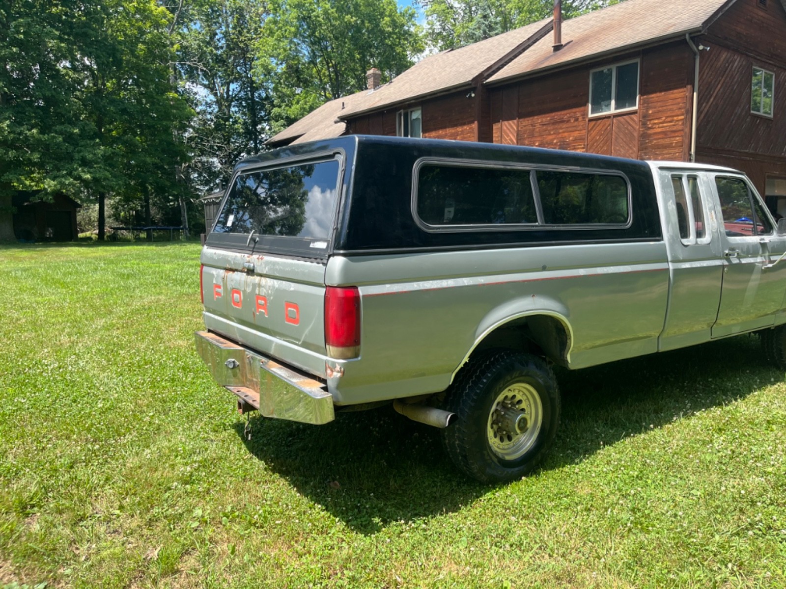 Ford-F-250-1987-Extended-Cab-Pickup-3