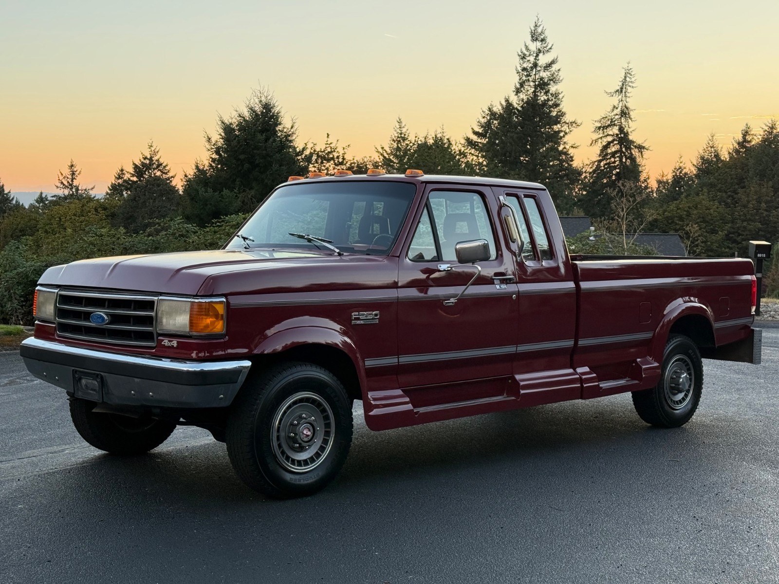 Ford-F-250-1989-Extended-Cab-Pickup-4