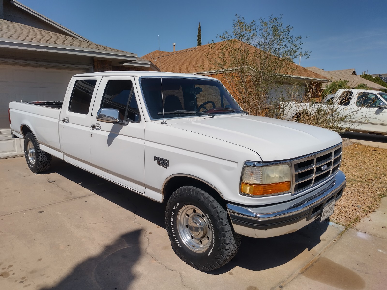 Ford-F-350-1996-Crew-Cab-Pickup-2
