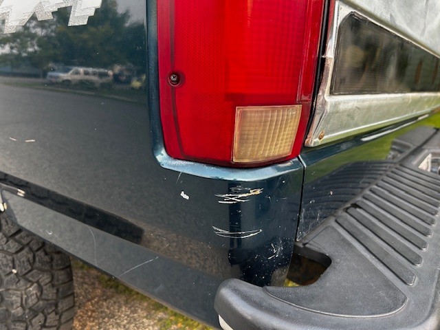 Ford-F-350-1996-Crew-Cab-Pickup-4