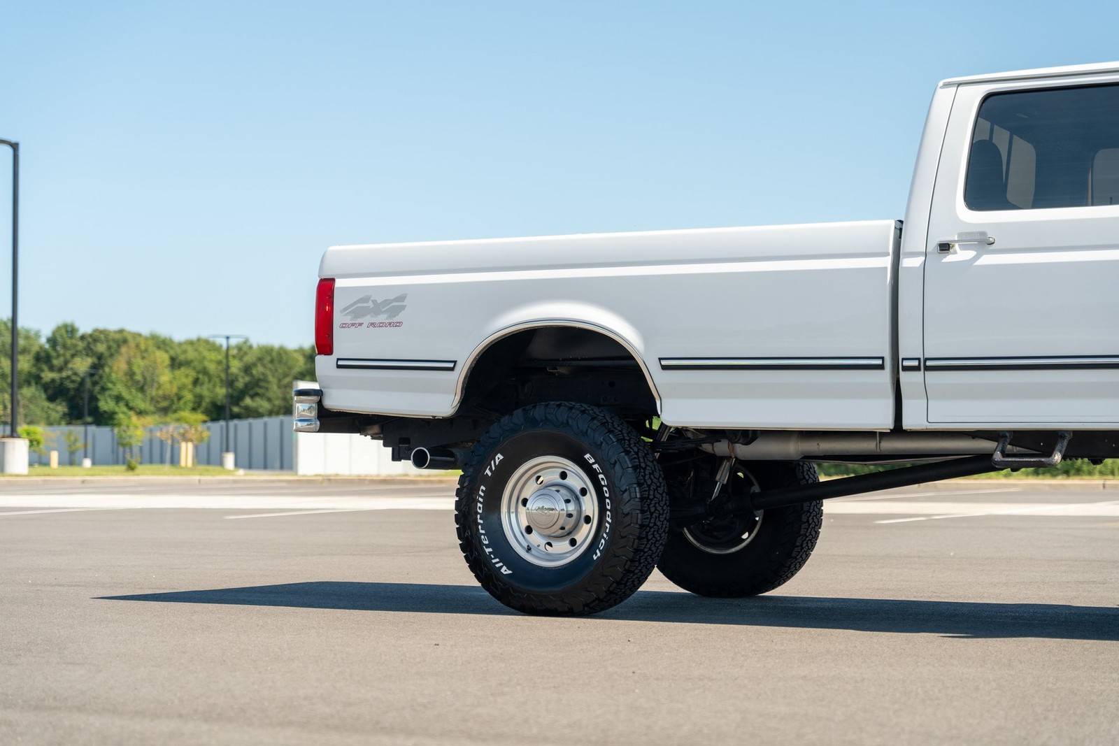 Ford-F-350-1996-Pickup-Truck-18