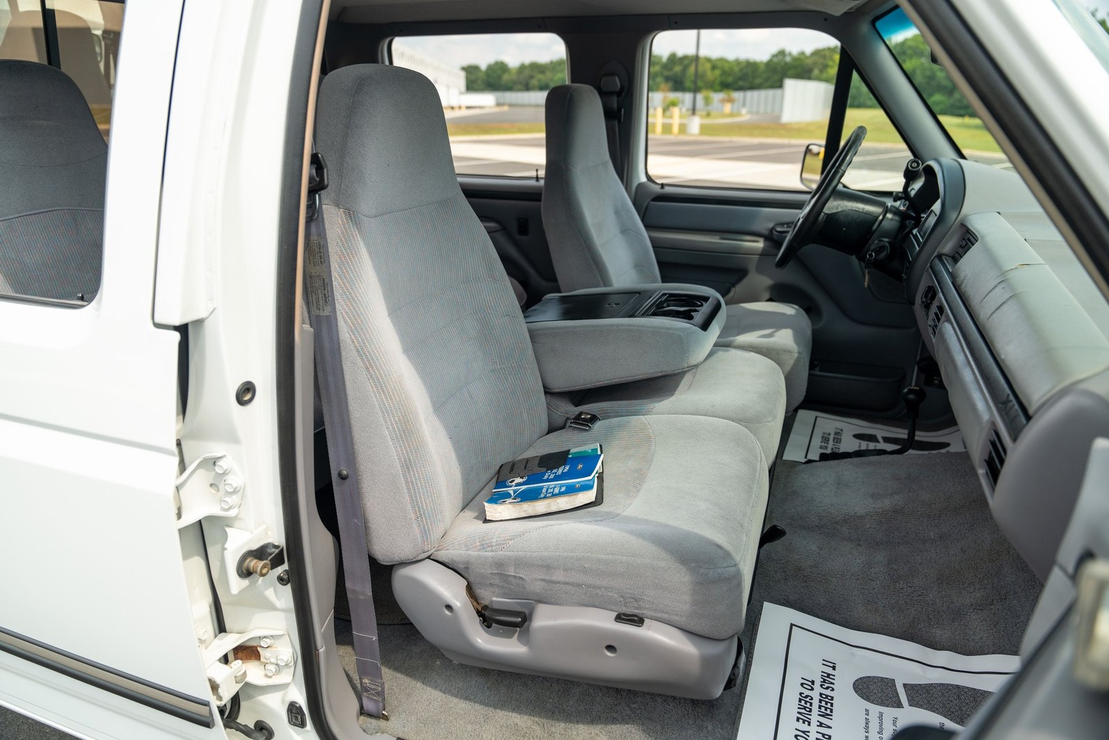 Ford-F-350-1996-Pickup-Truck-21