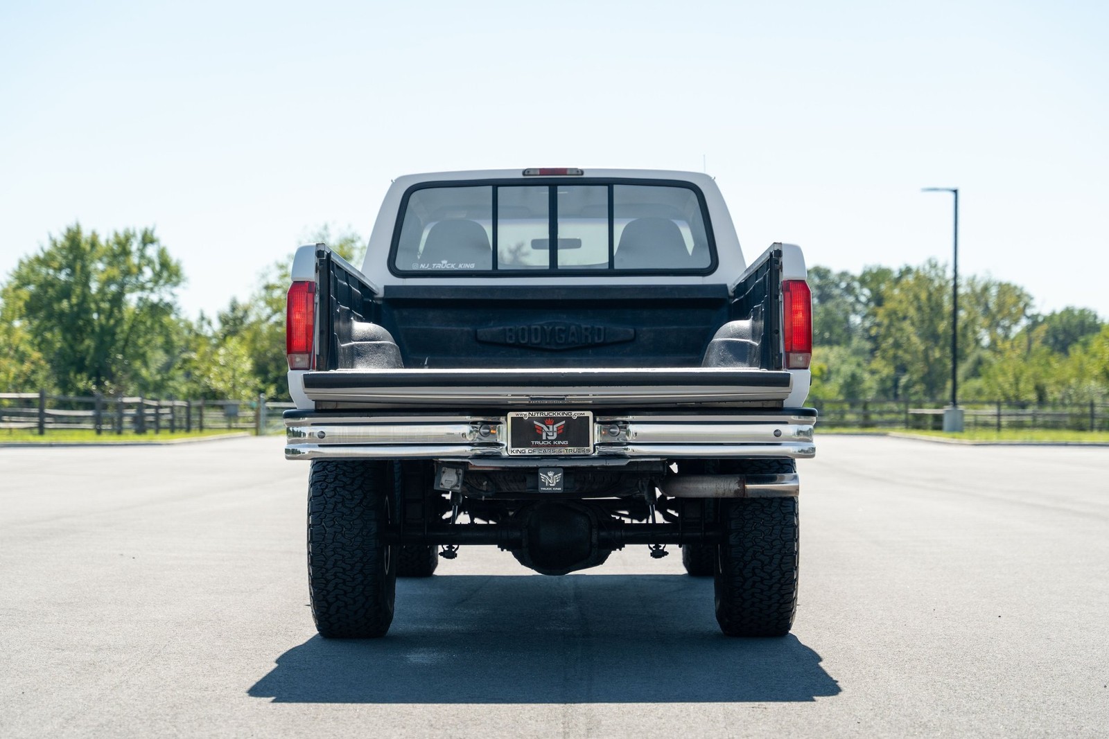 Ford-F-350-1996-Pickup-Truck-26