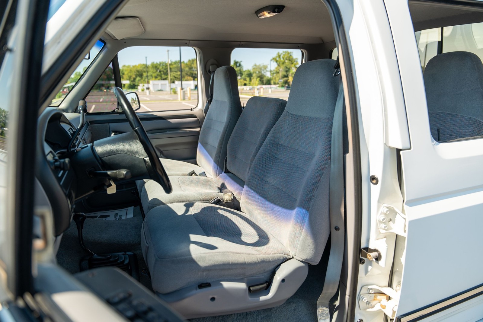 Ford-F-350-1996-Pickup-Truck-35