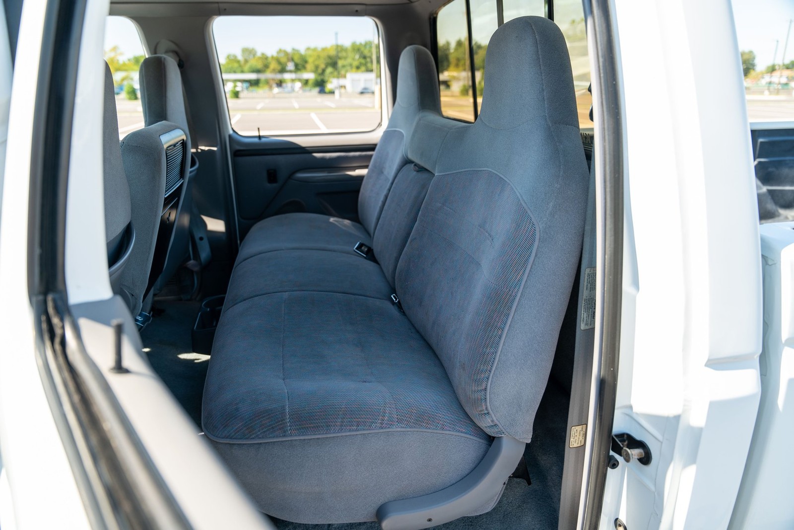 Ford-F-350-1996-Pickup-Truck-36