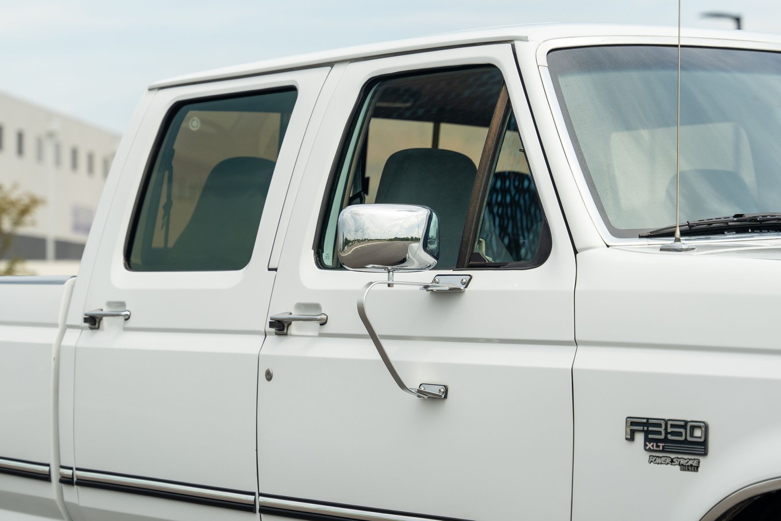 Ford-F-350-1996-Pickup-Truck-37
