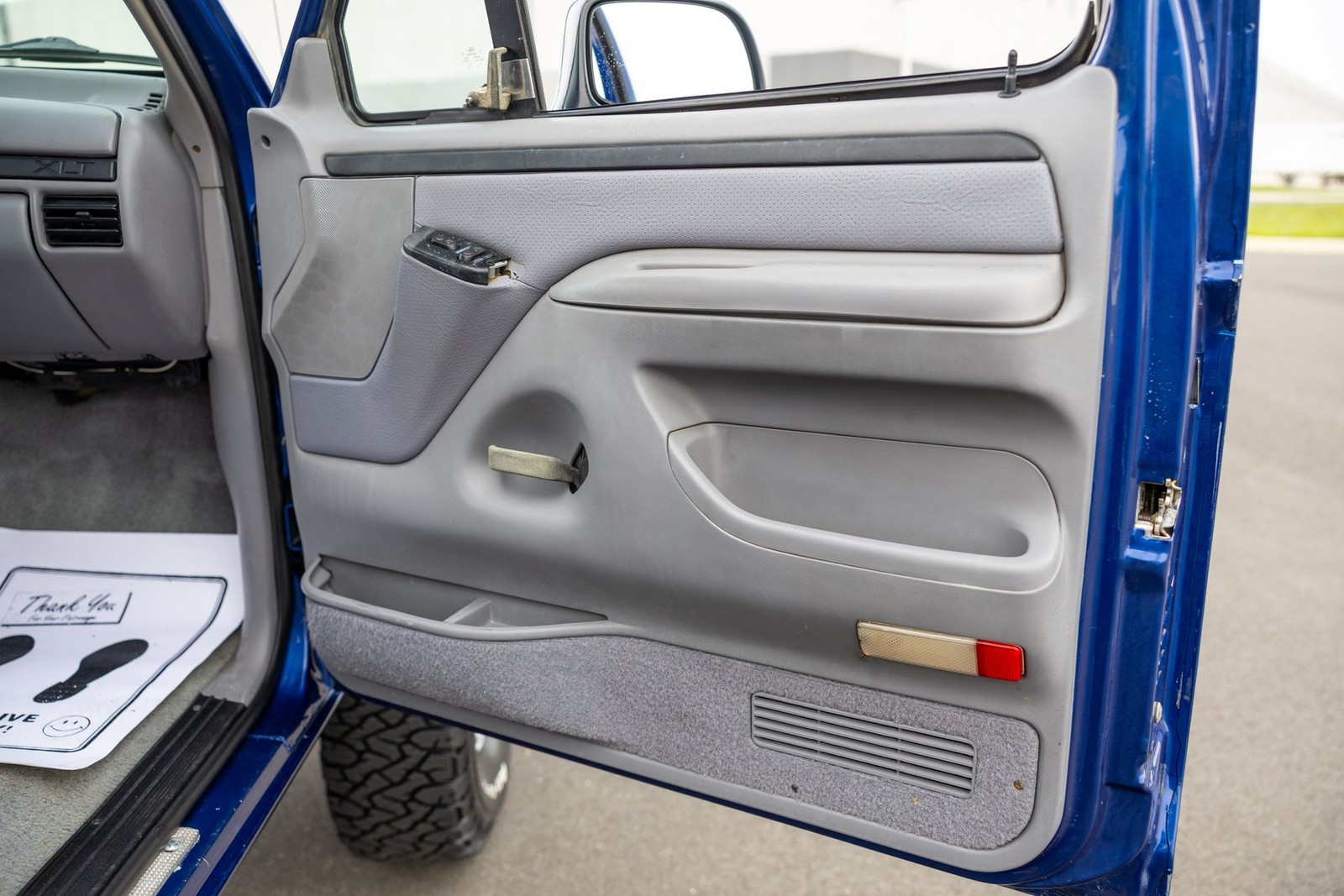 Ford-F-350-1996-Pickup-Truck-39