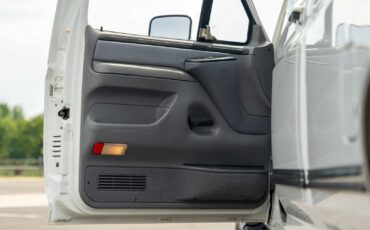 Ford-F-350-1996-Pickup-Truck-7