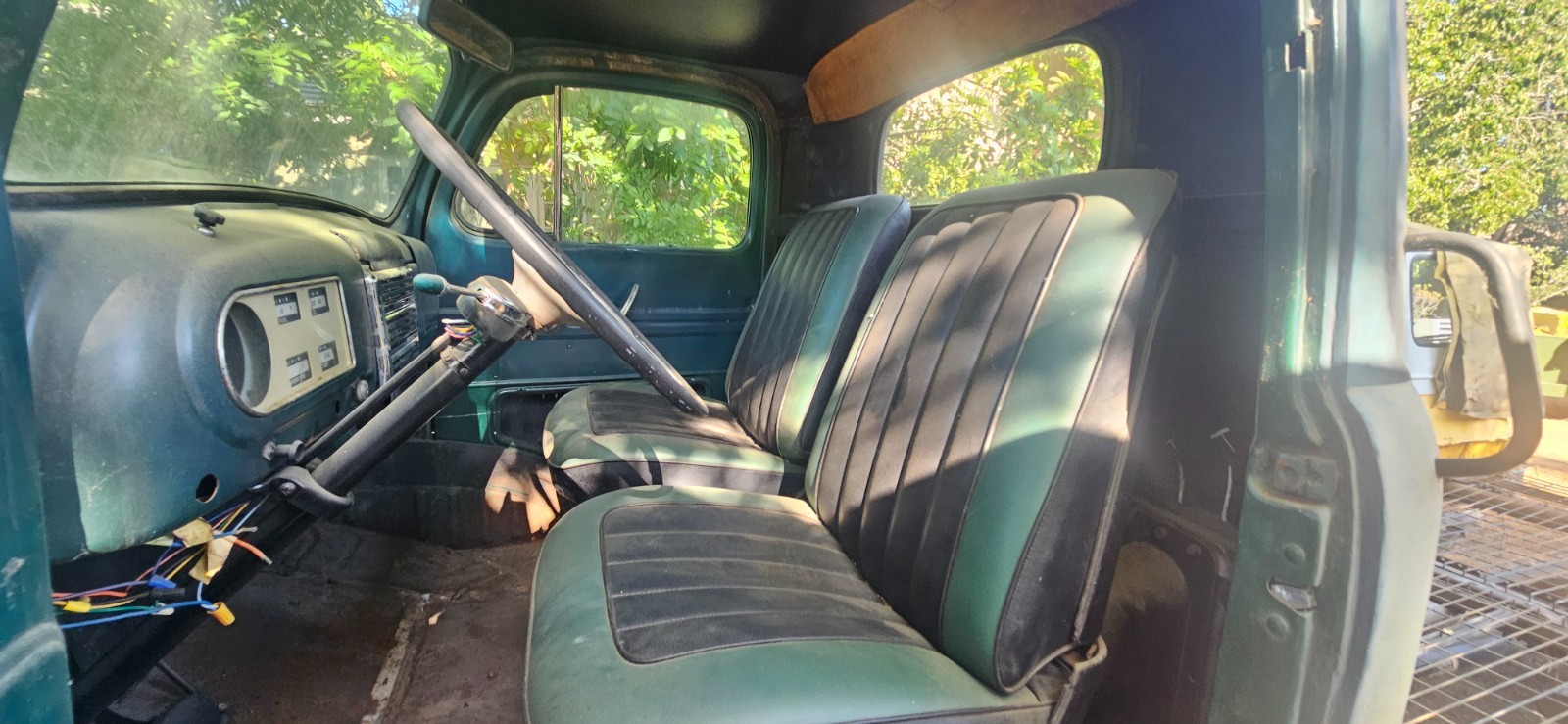 Ford-F-500-1948-COE-Truck-5