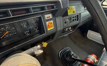 Ford-F-550-1991-12