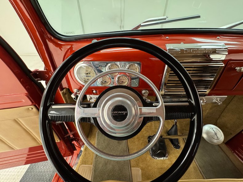 Ford-F1-1948-Bronze-Metallic-Saddle-35
