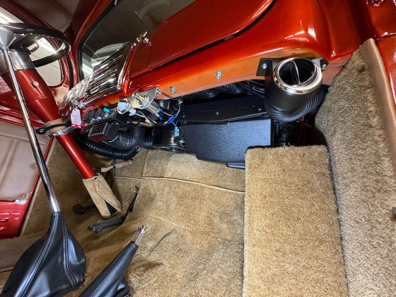 Ford-F1-1948-Bronze-Metallic-Saddle-8