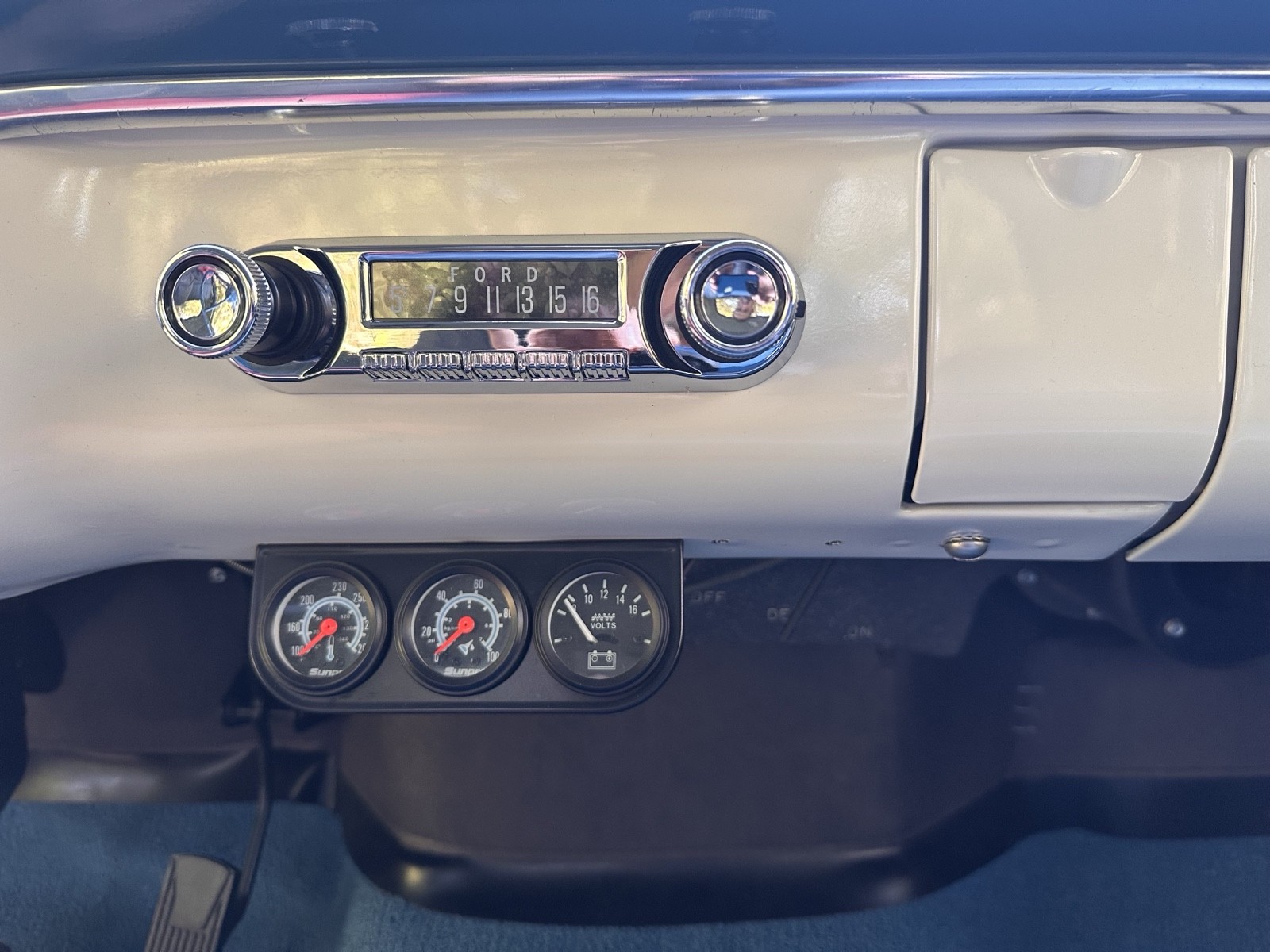Ford-F100-1965-19