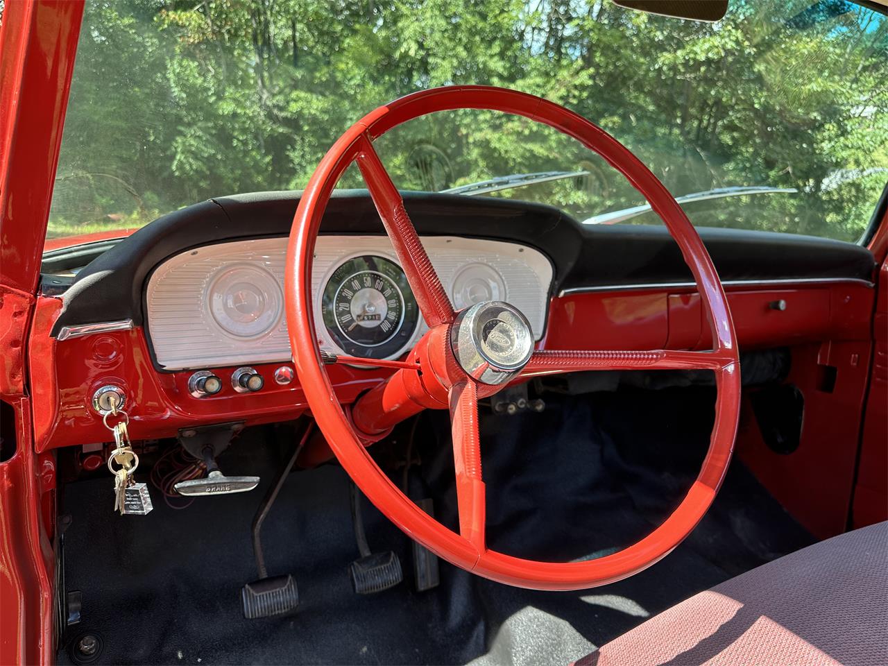 Ford-F100-1966-Rangoon-red-Red-and-black-18
