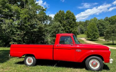 Ford-F100-1966-Rangoon-red-Red-and-black