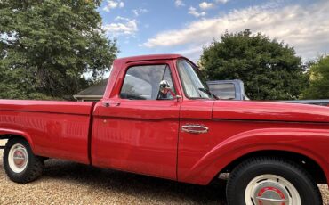 Ford-F100-1966-Rangoon-red-Red-and-black-4
