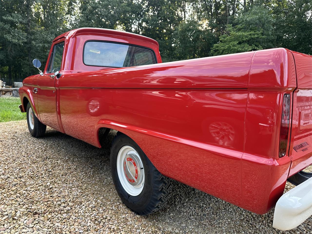 Ford-F100-1966-Rangoon-red-Red-and-black-9