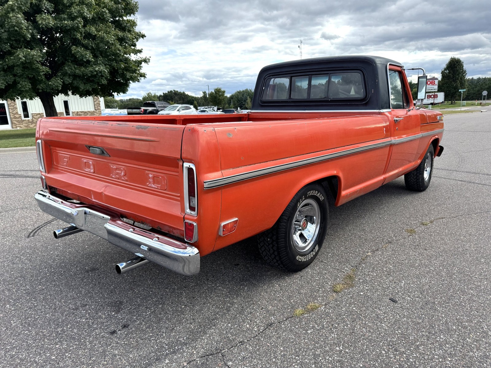 Ford-F100-1969-Pickup-Truck-2
