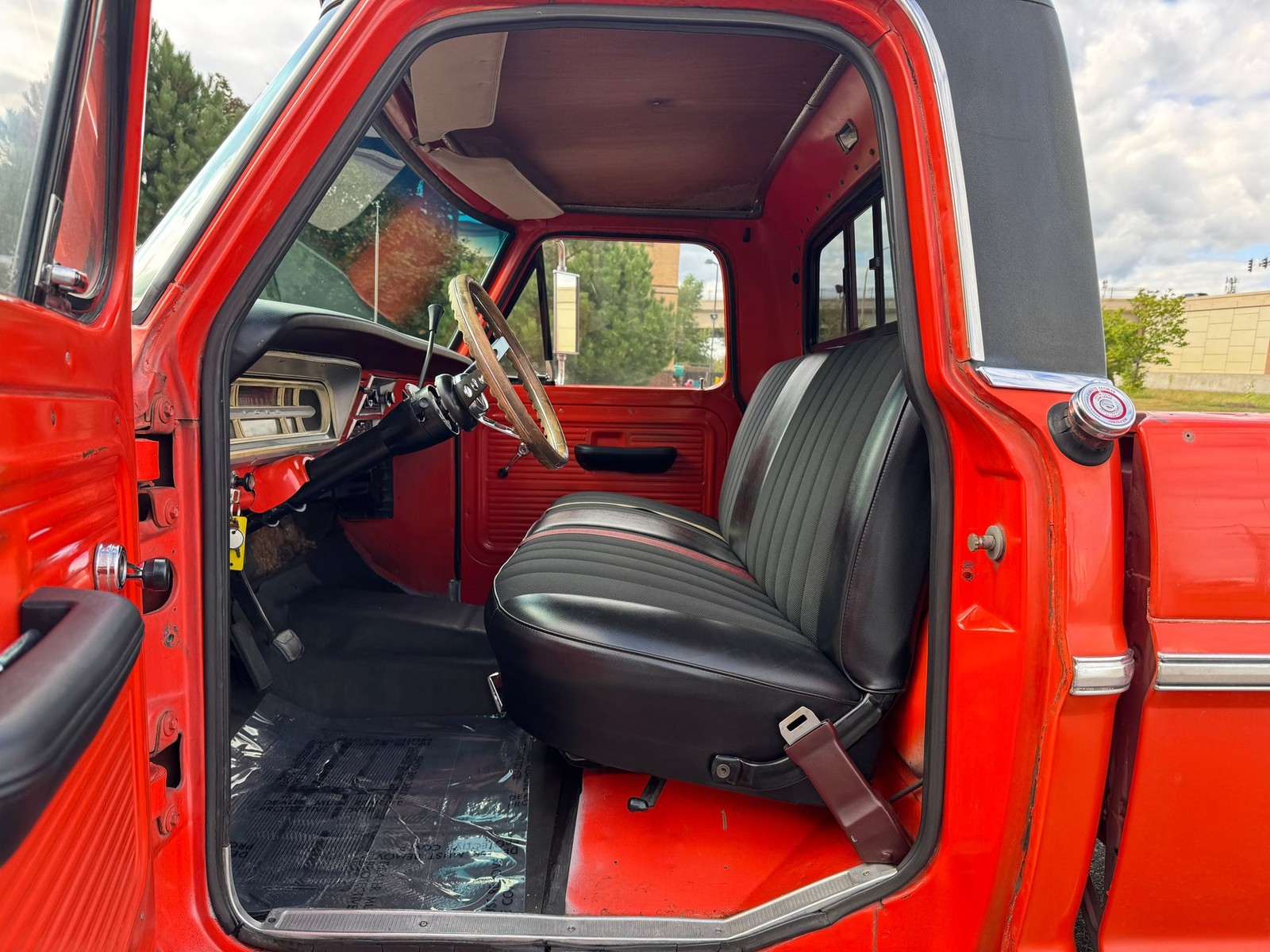 Ford-F100-1969-Pickup-Truck-9