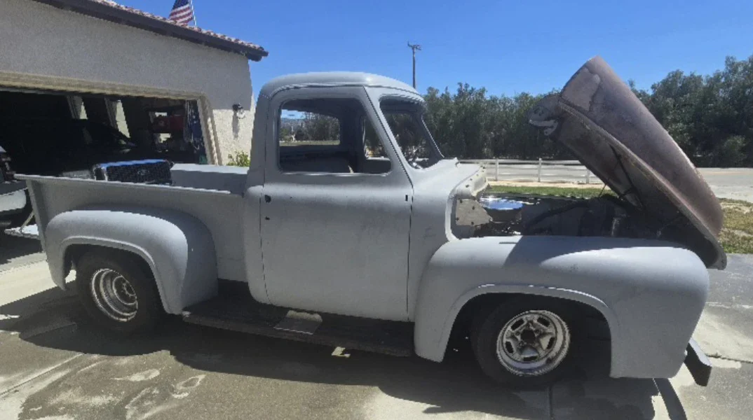 Ford-F100-2wd-regular-cab-1954