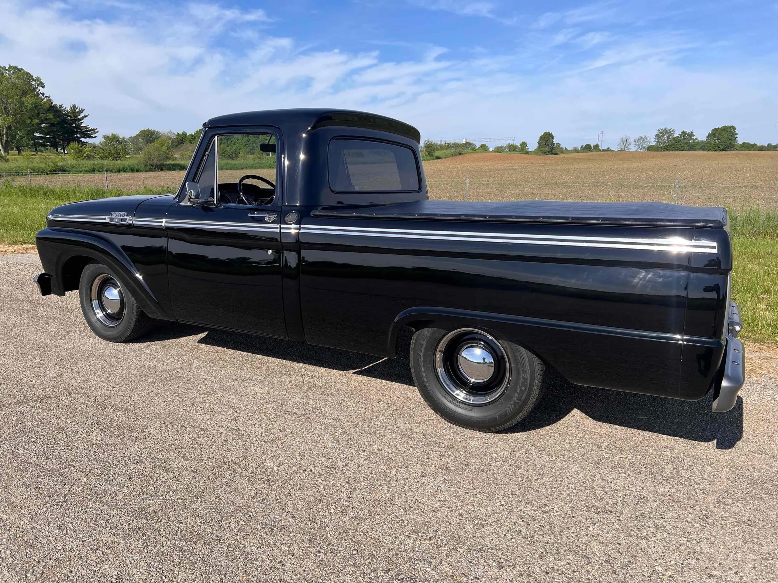 Ford-F100-2wd-regular-cab-1964-Black-Black-1