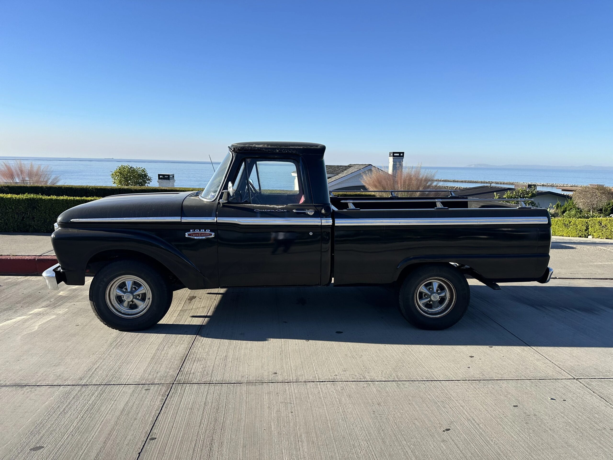 Ford-F100-2wd-regular-cab-1965-Black-Black-1