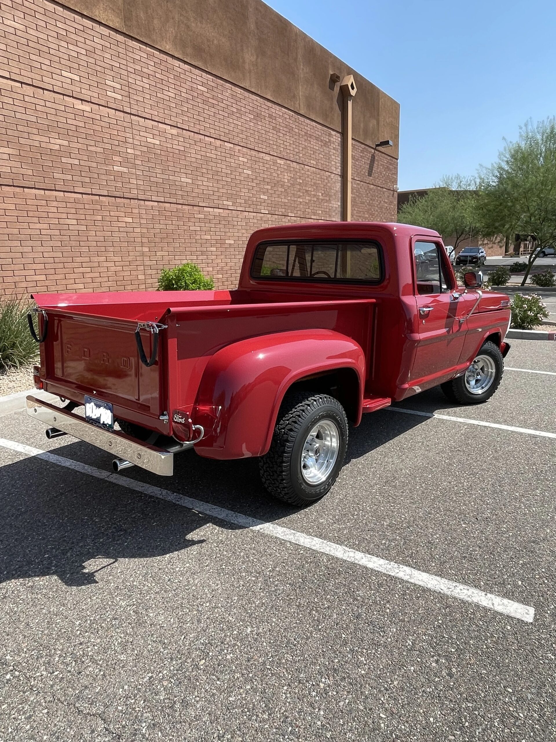Ford-F100-2wd-regular-cab-1967-Red-Red-11