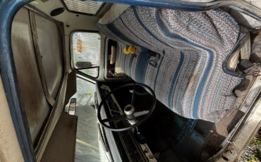 Ford-F100-2wd-regular-cab-1967-White-1